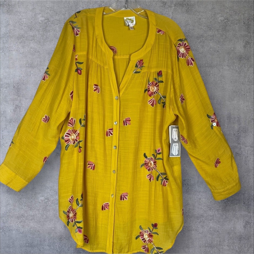 Fig & Flower Floral Embroidered Button Blouse Women 2X Roll Tab Sleeve New Tunic